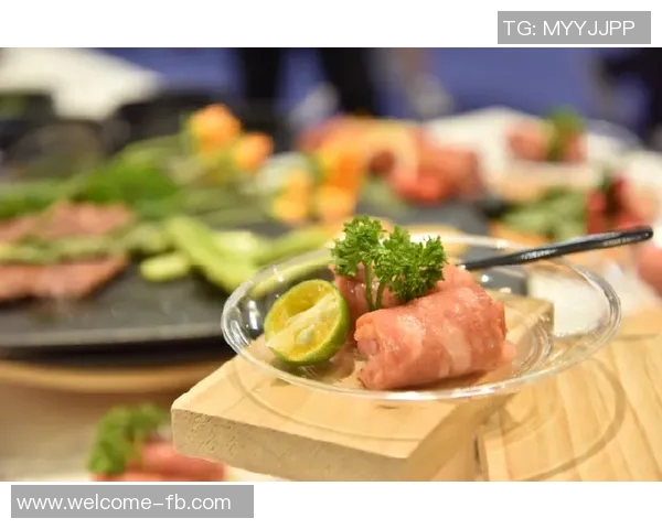 杨瀚森的日常生活：翻译工作与独自烹饪的简单乐趣