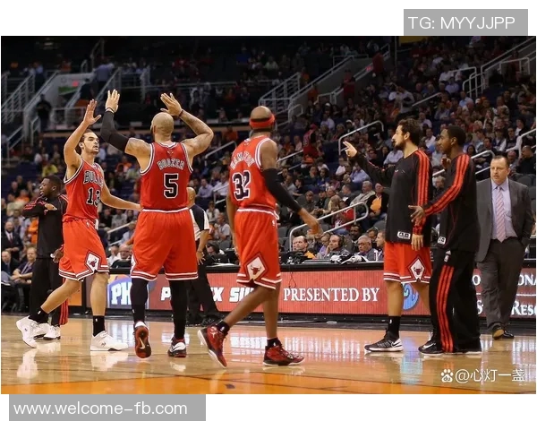 热火狂胜36分全队11人上场均有得分8人双位数表现展现强大实力