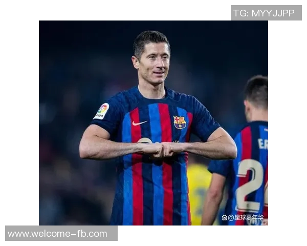 巴萨训练最新动态莱万缺席门将首发人选仍待揭晓